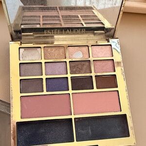 Estee Lauder Eyeshadow Palette with Purple and Brown Shades